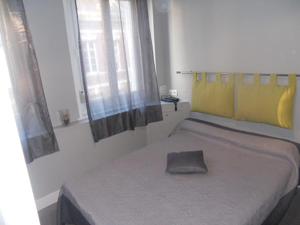 Hotel Alsace Lorraine Amiens Room photo