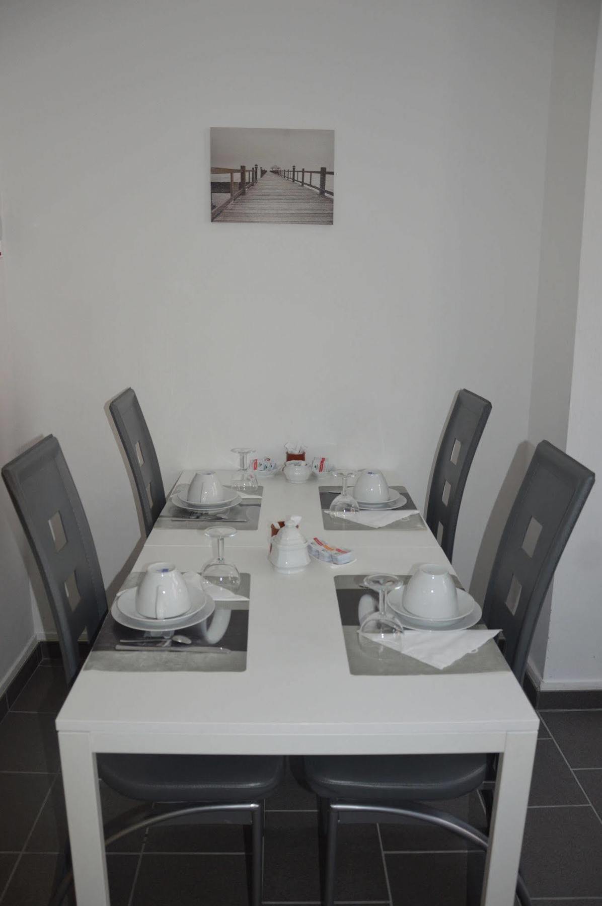 Hotel Alsace Lorraine Amiens Exterior photo